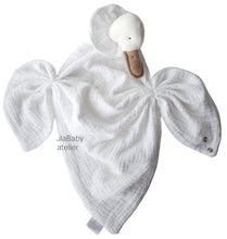 Załaduj obraz do przeglądarki galerii, Gąska. Przytulanka muślinowa dla niemowląt. Pieluszka . Kaczuszka gąska do usypiania