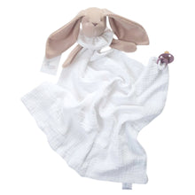 Załaduj obraz do przeglądarki galerii, Piekna beżowa przytulanka. Idealna na prezent na święta dla niemowlaka
