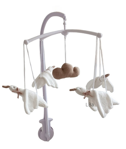 Karuzela nad łóżeczko z gąskami, kaczuszkami. Melodyjka nad łóżeczko